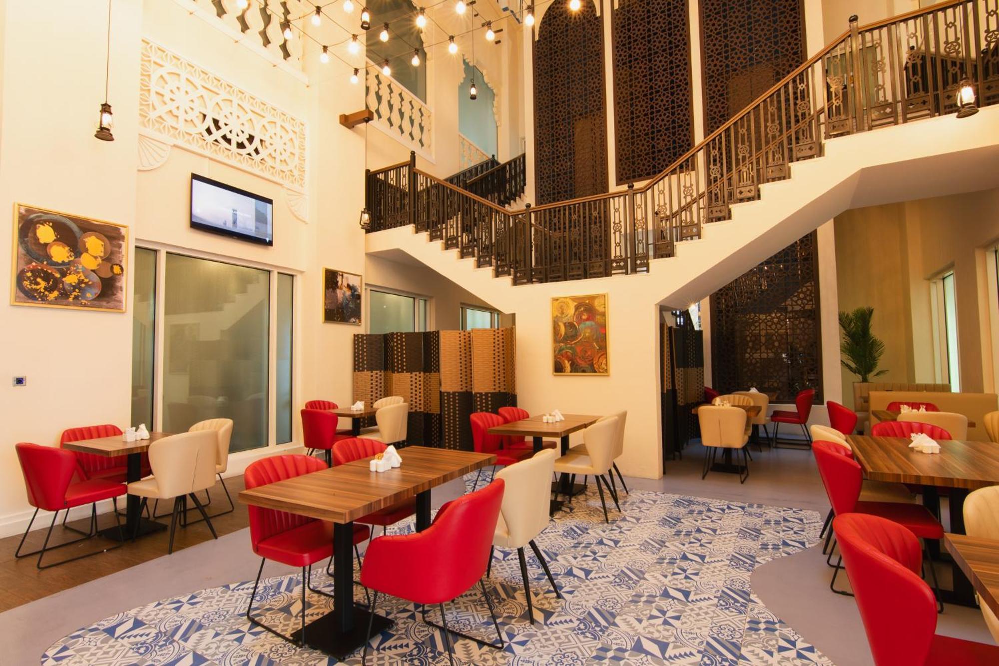 Central Inn Souq Waqif Doha Bagian luar foto